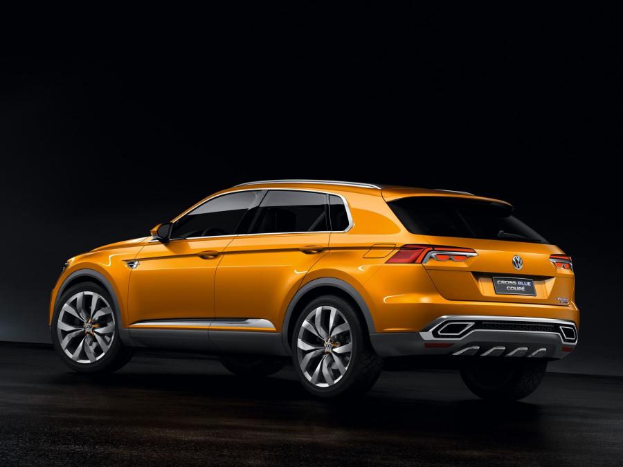  Volkswagen CrossBlue Coupe Concept 2013 года  (фото 13 из 25)